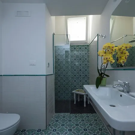 Secret - Your In Downtown