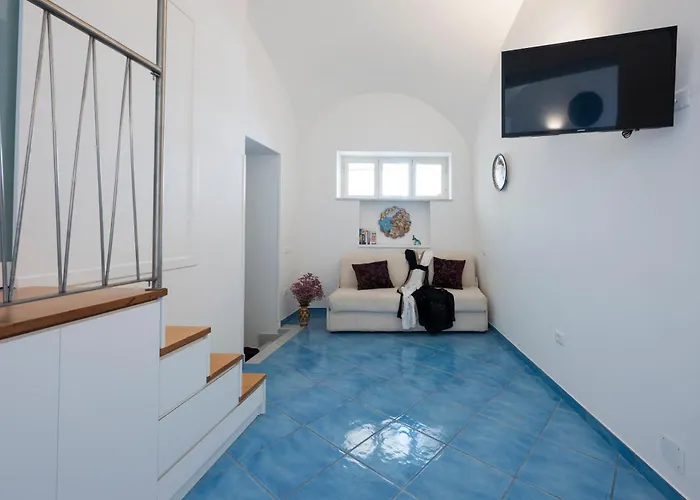 Secret - Your In Downtown Holiday home