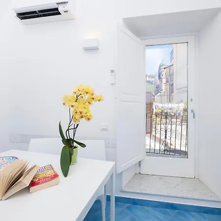 Holiday home Secret - Your In Downtown Amalfi